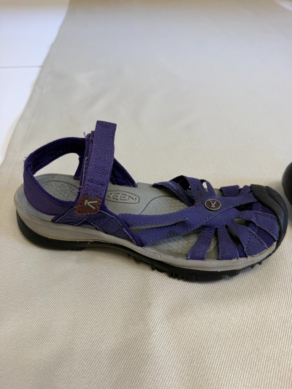 KEEN Rose Waterproof Sport Hiking Sandals Purple Women's Size 8 - Picture 3 of 6